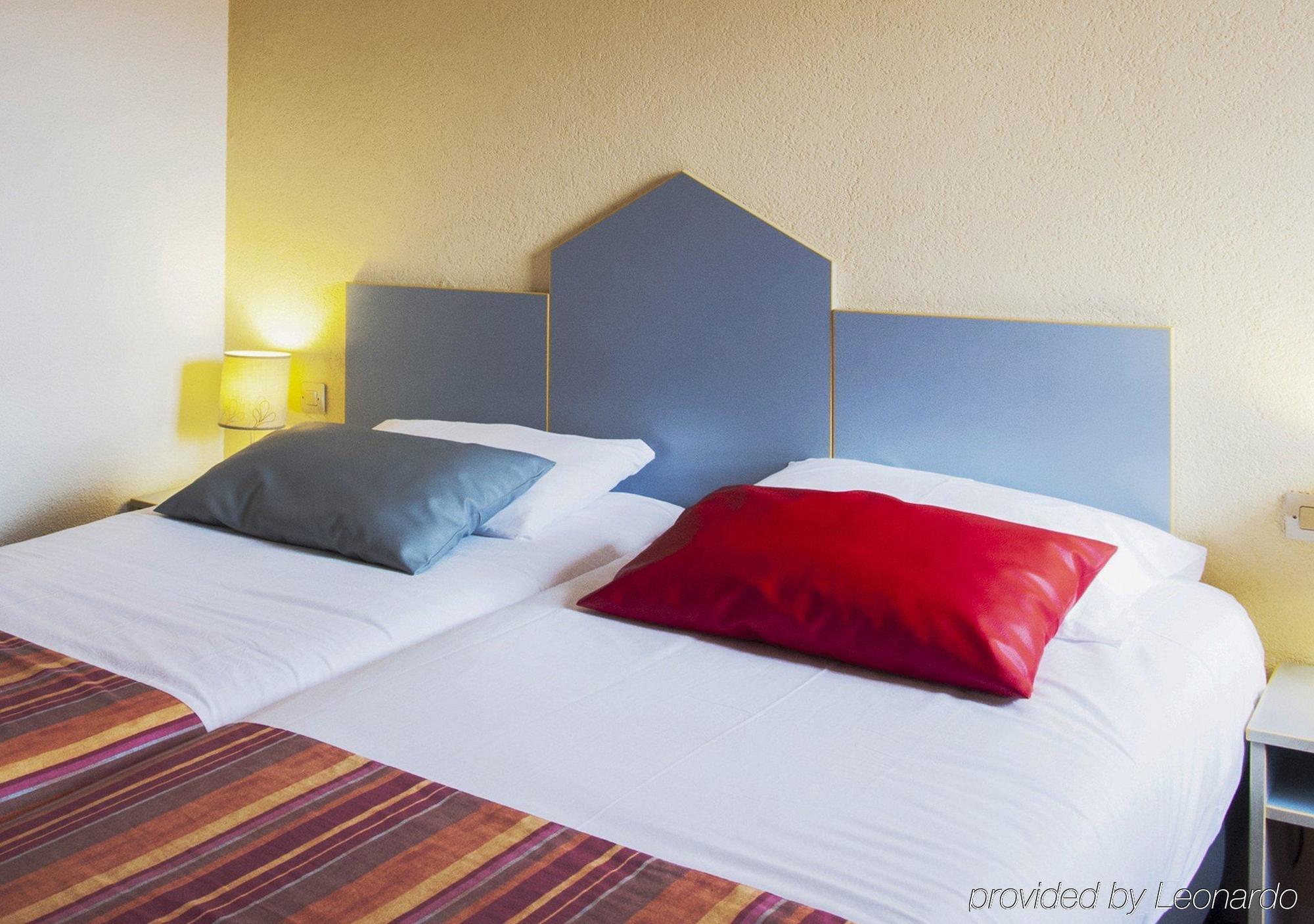 The Originals City, Hotel Macon Sud Chaintre ภายนอก รูปภาพ